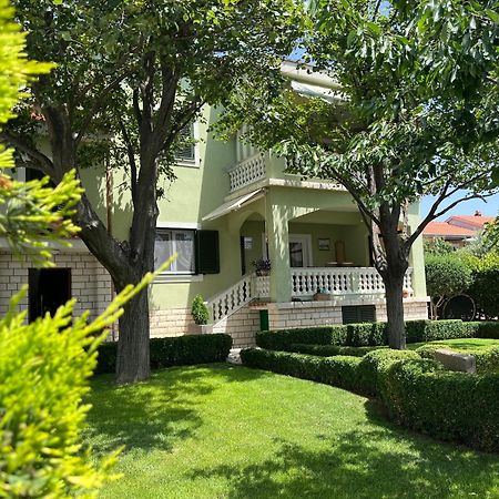 Apartman Adrijan Sukošan エクステリア 写真